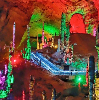 Huanglong Cave
