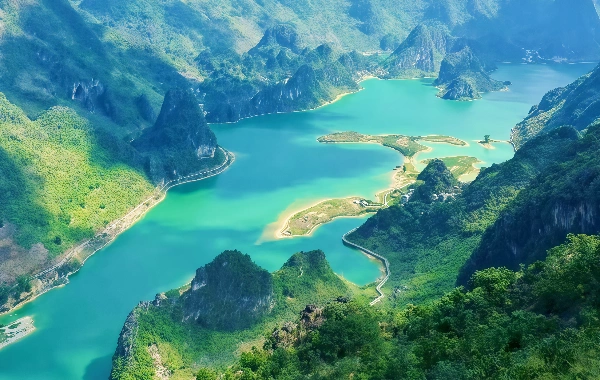 デチアン滝・朱雀町の探索