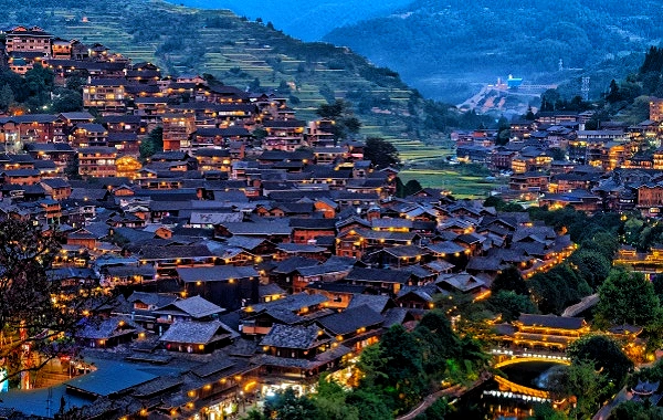Tour di 3 giorni del Mysterious Xijiang Miao Village a Guizhou