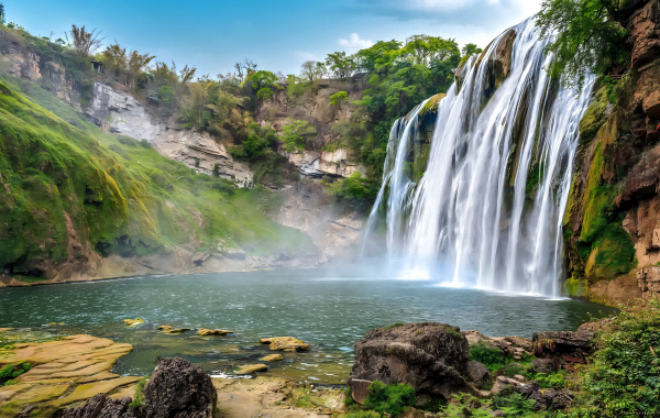 3 giorni Guizhou Huangguoshu Waterfall & Dragon Tour delle meraviglie naturali del palazzo