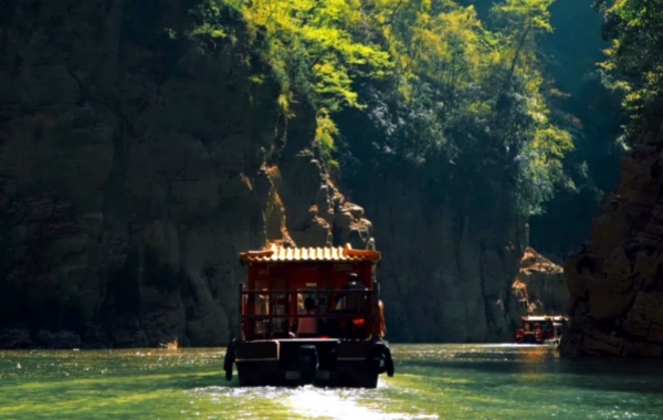 Día 9: Crucero del Río Yangtze