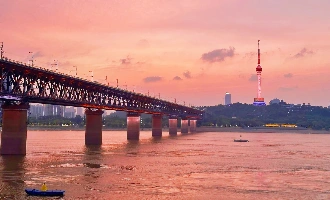 Jour 1: Arrivée à Wuhan