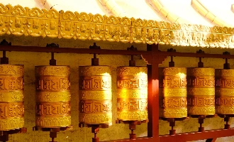 일 1: Lhasa에 도착