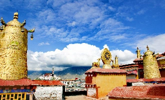일 4: Linzhi - Lhasa