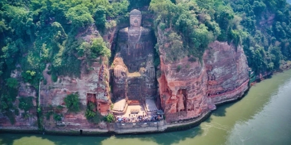 Giorno 4: Chengdu - Leshan