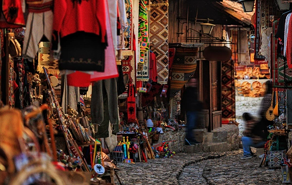 День 2: Куньмин