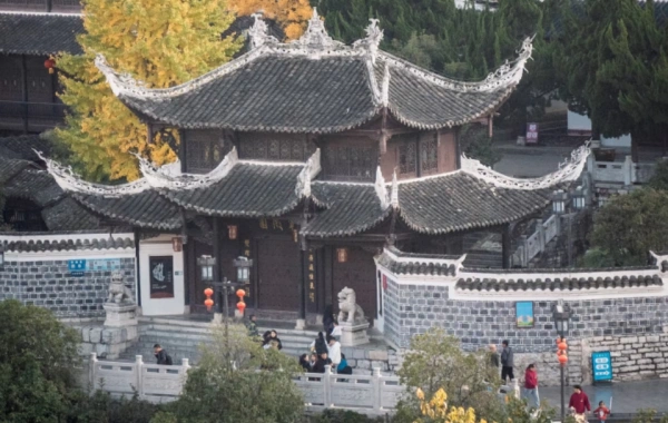 日 日 1: 桂陽の到着