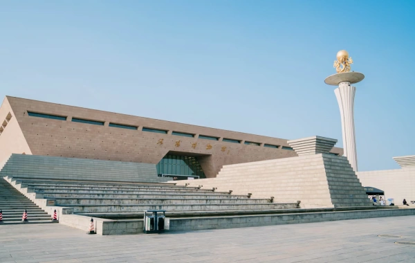 Giorno 6: Luoyang--Xi'an