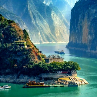 Entdecken Sie Shanghai Disney Wuhan & die drei Schluchten in 10 Tagen