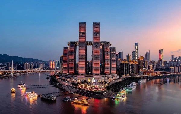 День 10: Прибытие в Чунцин