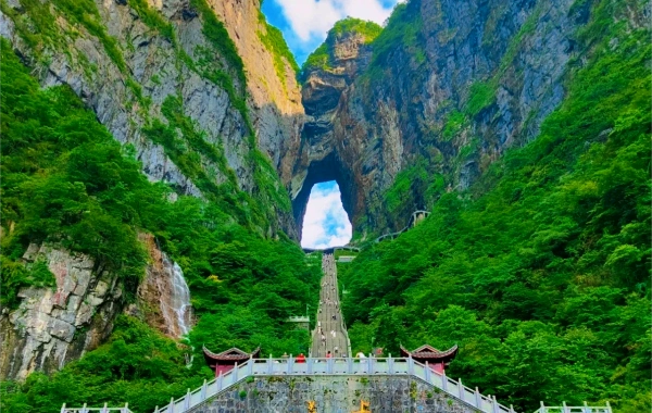 Giorno 5: Zhangjiajie