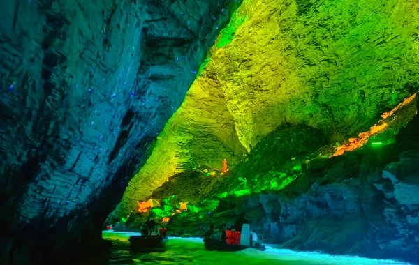 День 8: Чжанцзяцзе