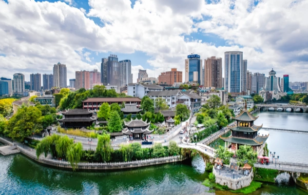 День 6: Чжанцзяцзе-Гуйян