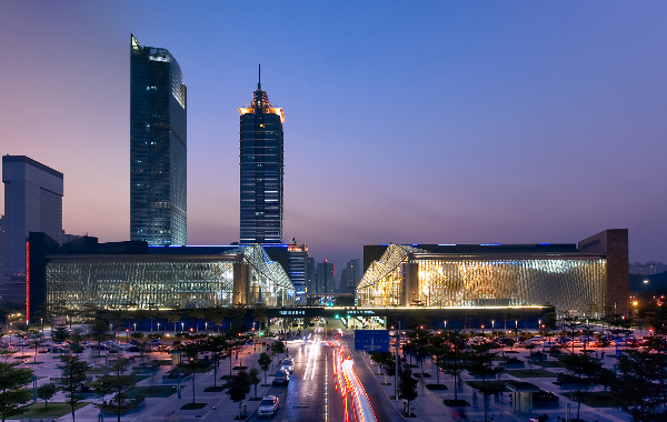 일 1: 심천 도착