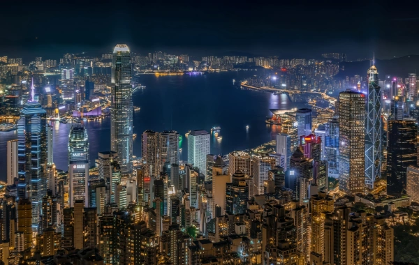 День 1: Прибытие в Гонконг