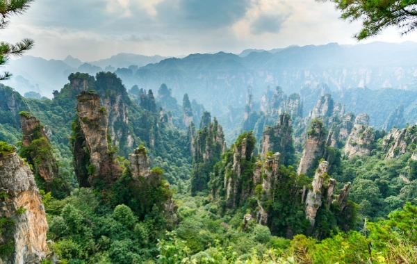 일 4: Zhangjiajie--Guilin