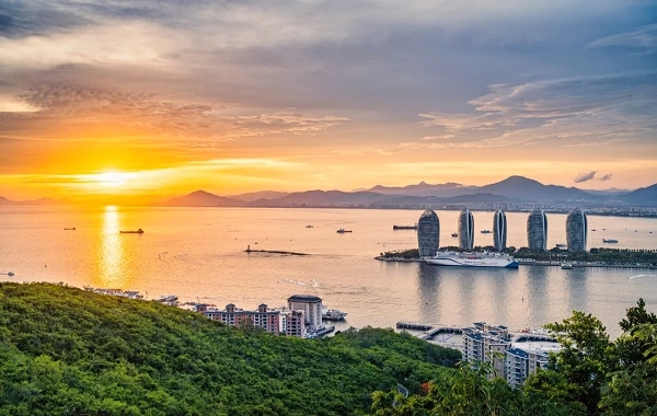 Día 9: Salida de Sanya