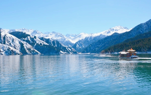 日 2: ウルムチー