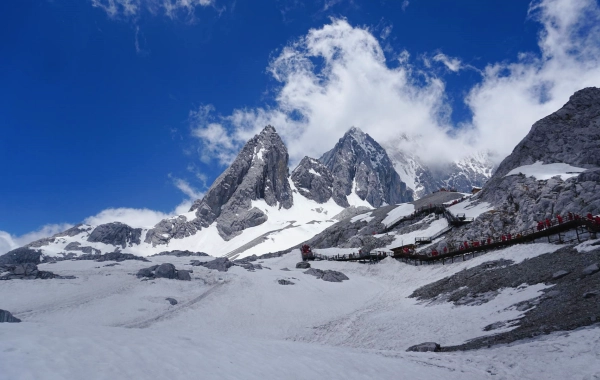 اليوم 2: ليجيانغ