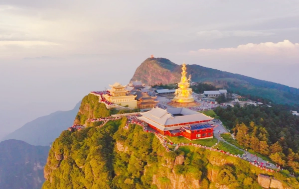 3日目:Emeishan-Chengdu